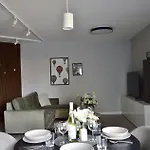Apartment Bliss - Komfortowy Blisko Centrum I Gor By Reapartments